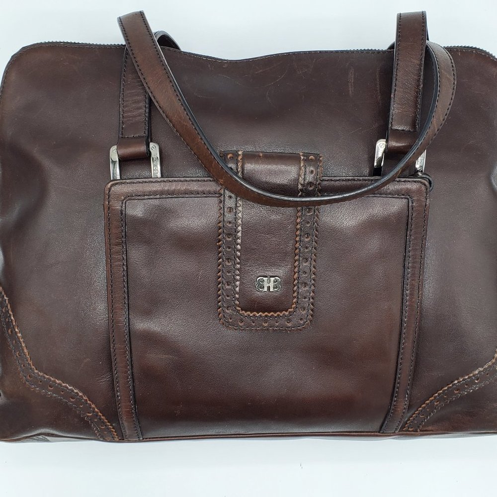 Large Hugo Boss purse.